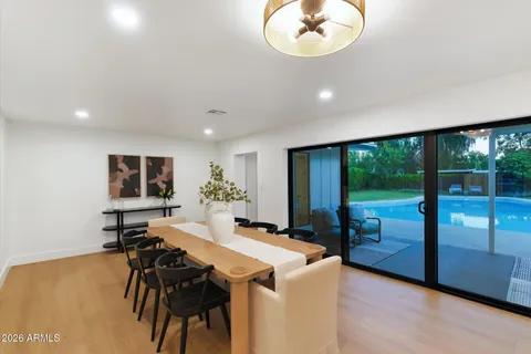 $1,299,000 | 325 West Loma Lane, Phoenix, AZ 85021