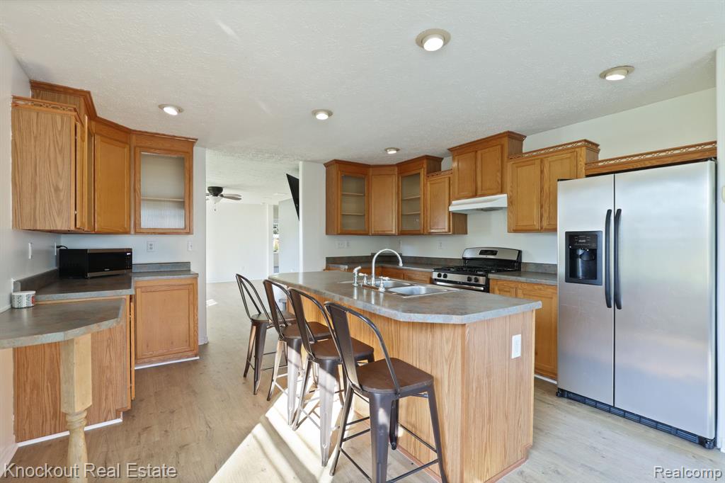 6977 Rathbun Road Birch Run, MI 48415 - Photo 16 of 60 Gallery Image 16