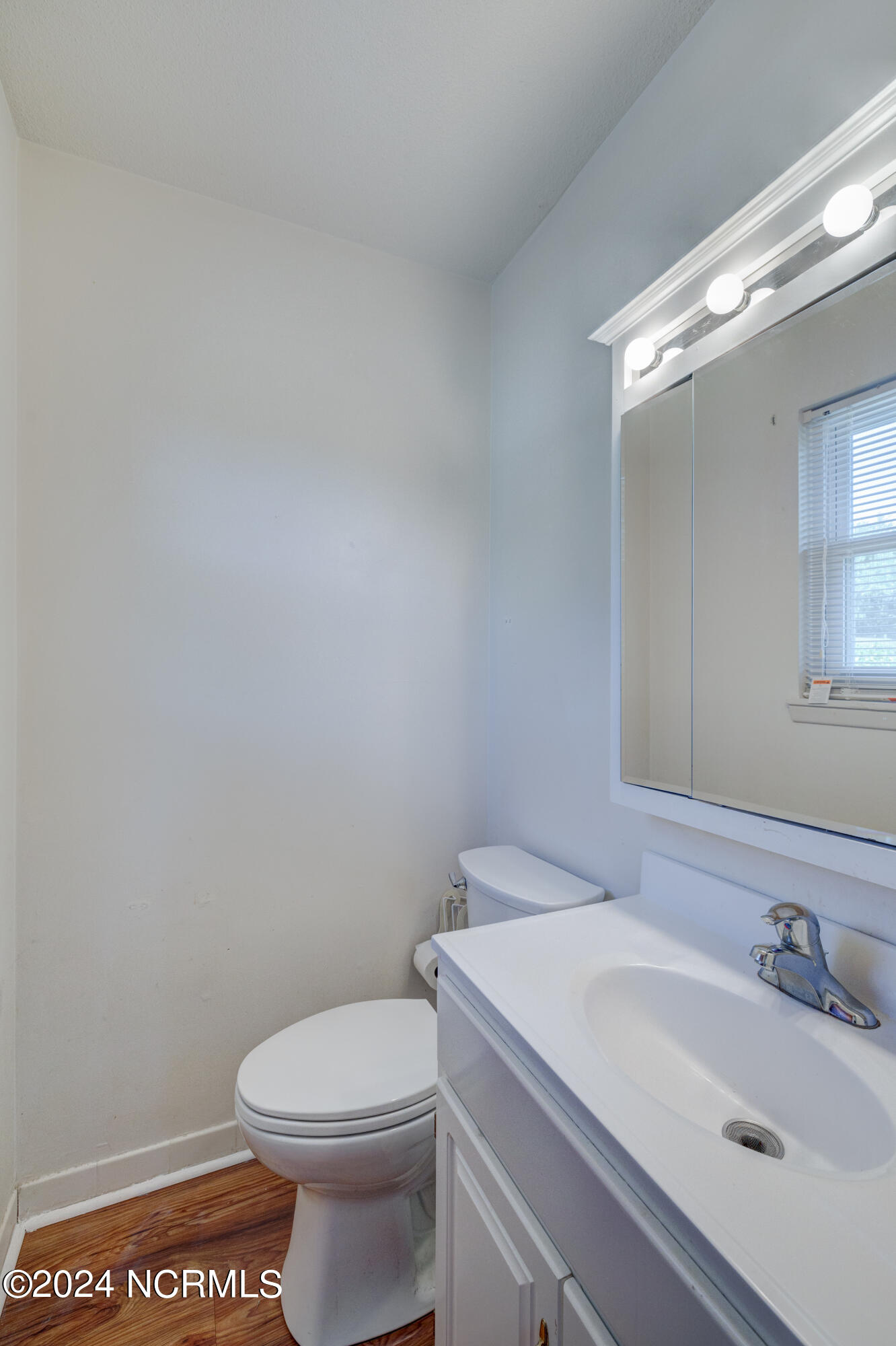 218 Cathay Road Wilmington, NC 28412 - Photo 25 of 45 PRIMARY BATH