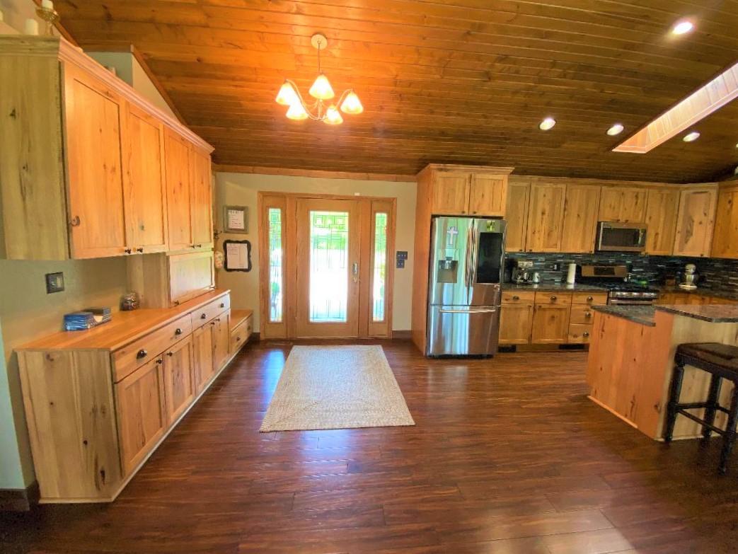 4010 Sandy Bluff Road Rhinelander, WI 54501 - Photo 10 of 83 Gallery Image 10