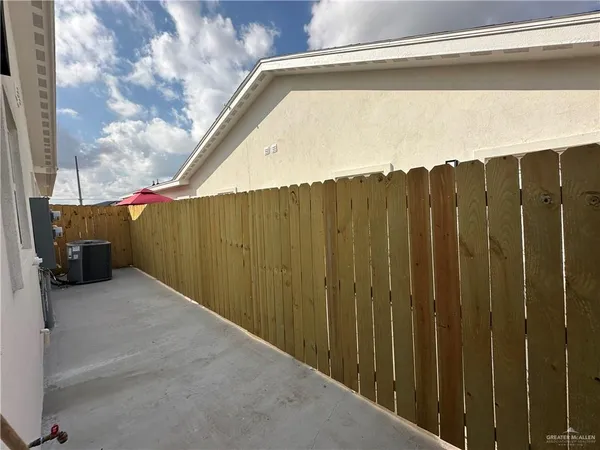 $1,150 | 2304 East San Andrea Street, Unit 1, Edinburg, TX 78542