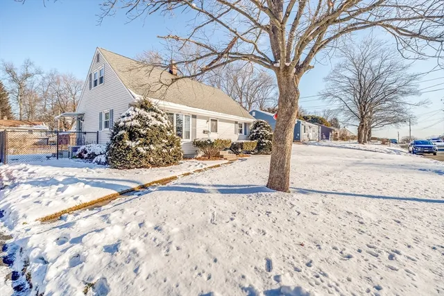 $312,000 | 147 Sheehan Drive, Holyoke, MA 01040