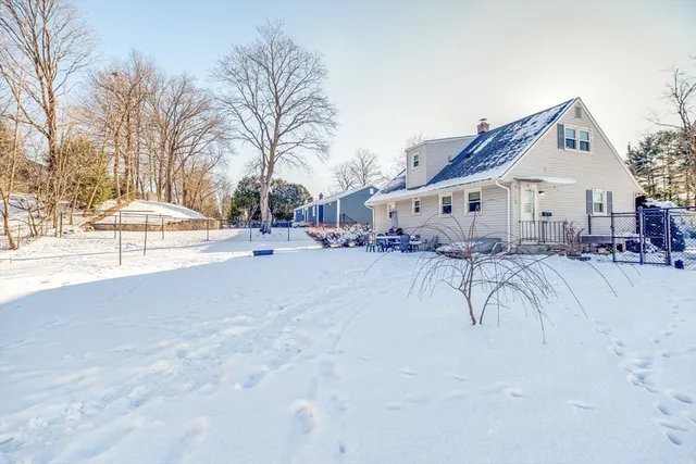 $312,000 | 147 Sheehan Drive, Holyoke, MA 01040