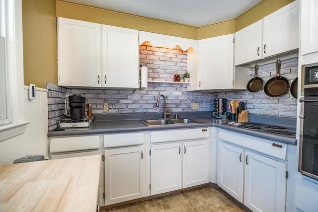 $312,000 | 147 Sheehan Drive, Holyoke, MA 01040