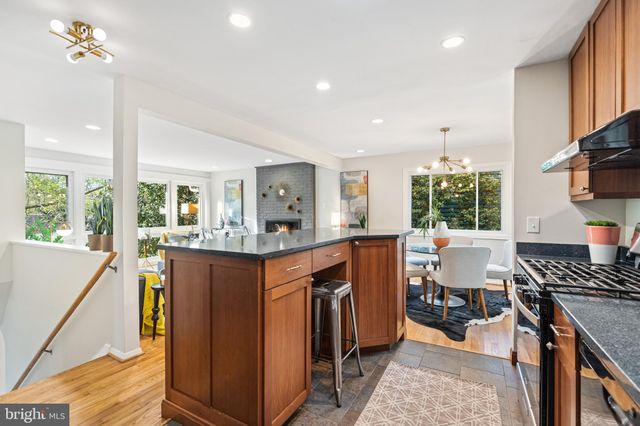 $1,045,000 | 6403 West Halbert Road, Bethesda, MD 20817