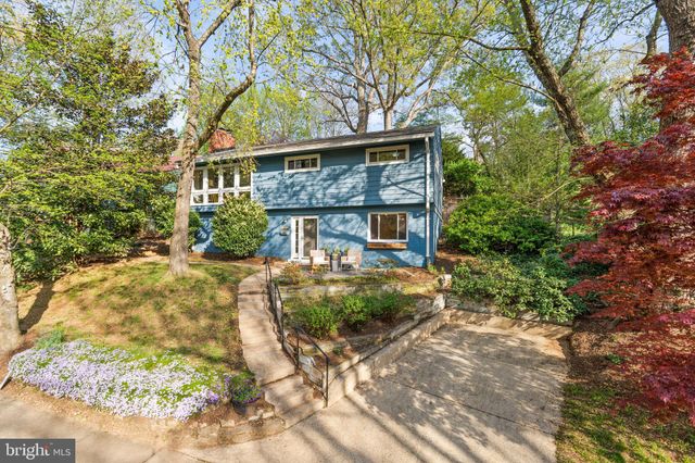 $1,045,000 | 6403 West Halbert Road, Bethesda, MD 20817