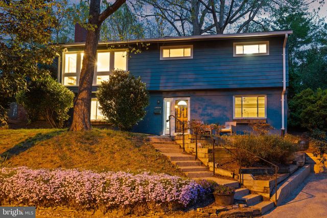 $1,045,000 | 6403 West Halbert Road, Bethesda, MD 20817