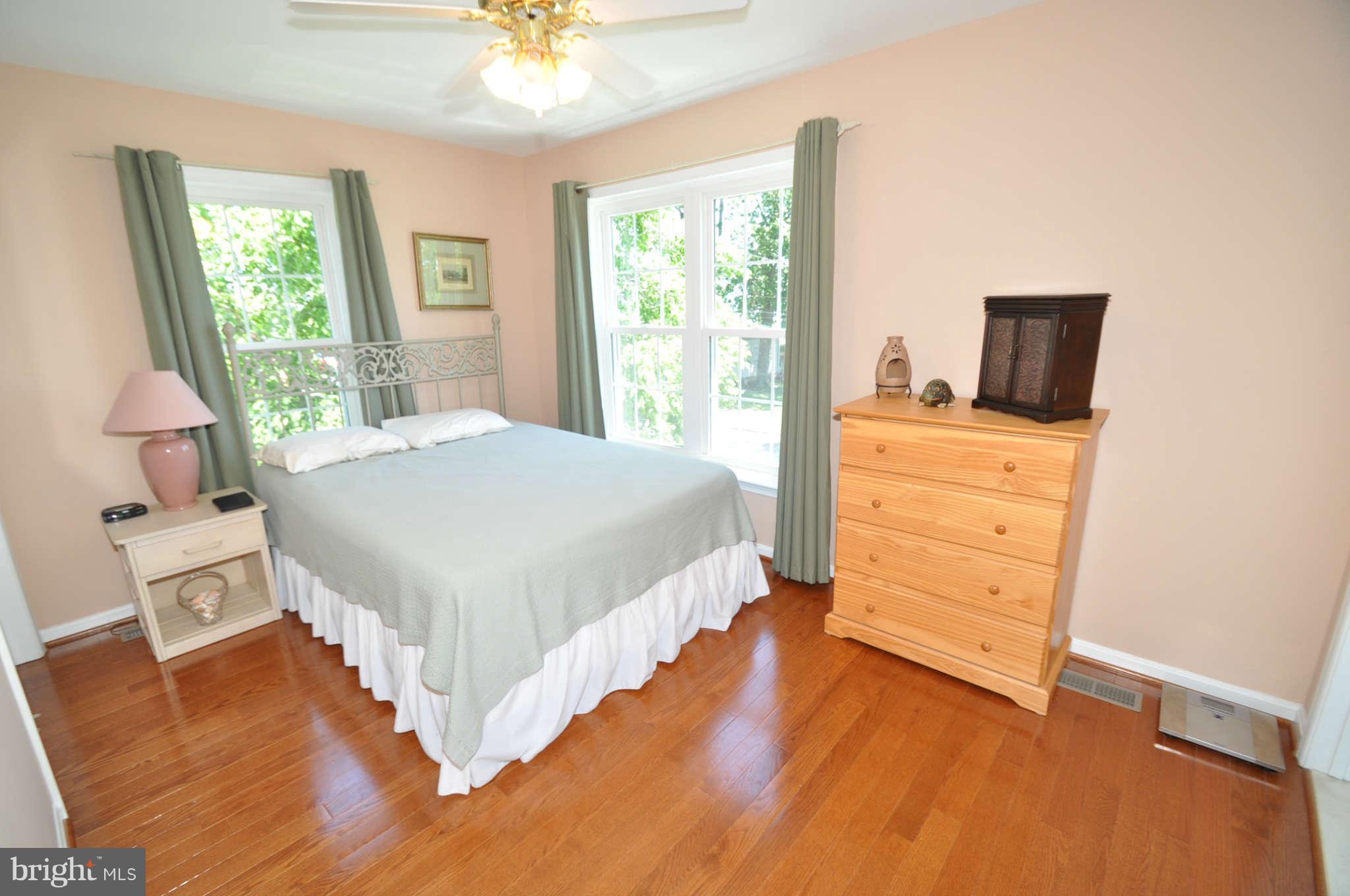 4732 Oak Road Shady Side, MD 20764 - Photo 8 of 26 Bedroom