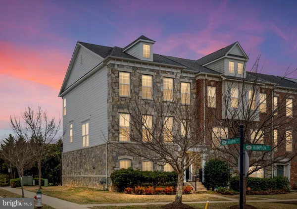 $2,895 | 1126 Hampton Street, Fredericksburg, VA 22401