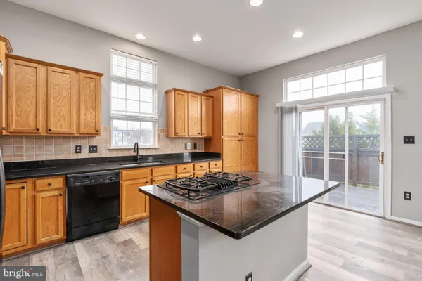 $2,895 | 1126 Hampton Street, Fredericksburg, VA 22401