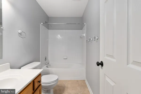 $2,895 | 1126 Hampton Street, Fredericksburg, VA 22401