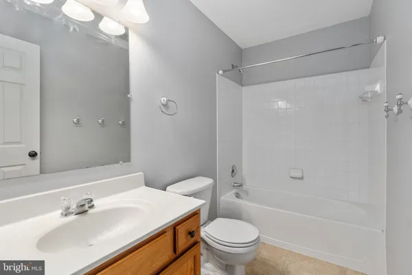 $2,895 | 1126 Hampton Street, Fredericksburg, VA 22401