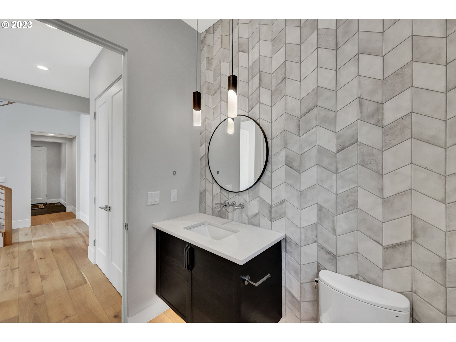 17173 Cedar Road Lake Oswego, OR 97034 - Photo 13 of 39 Gallery Image 13