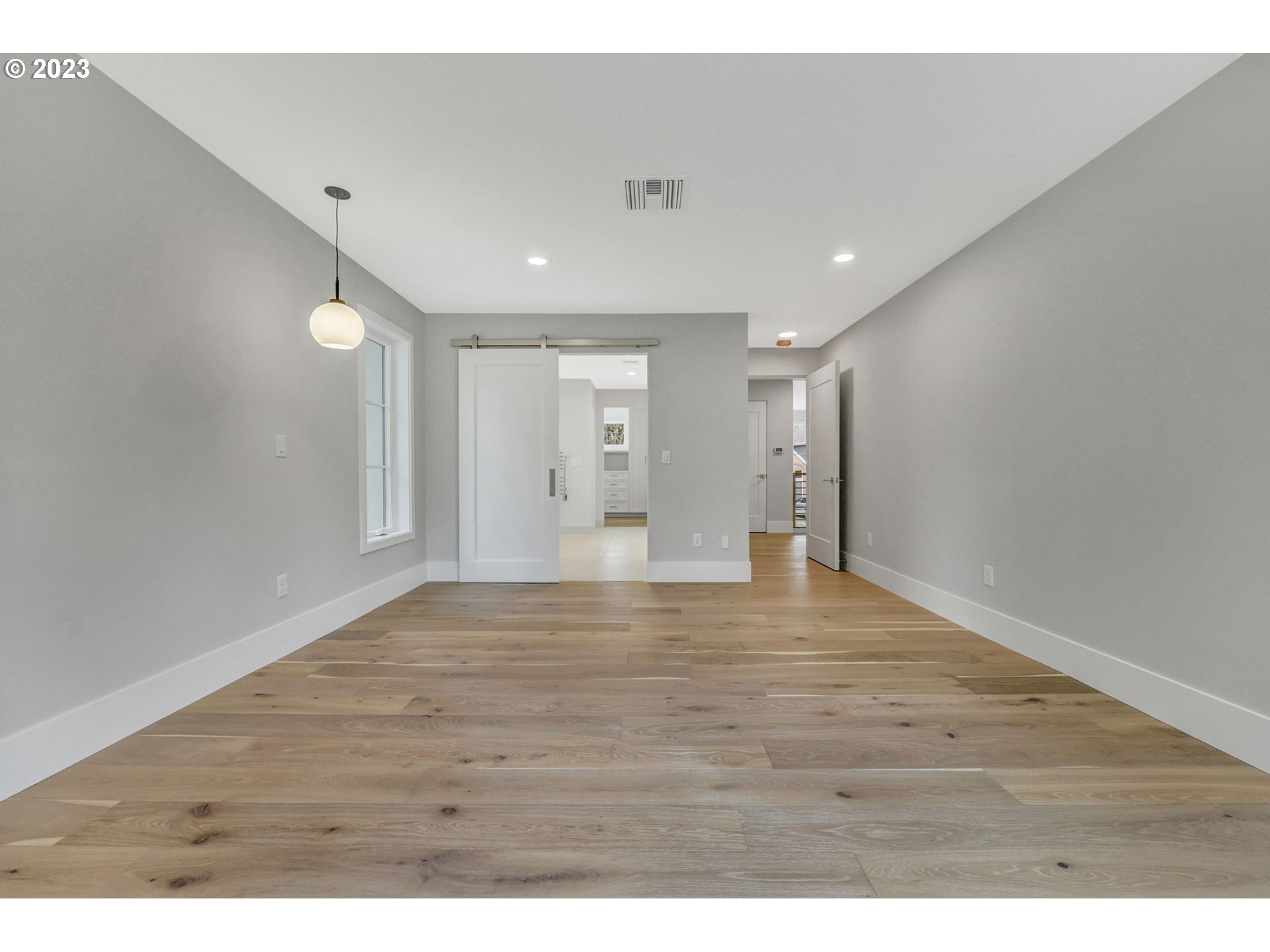 17173 Cedar Road Lake Oswego, OR 97034 - Photo 17 of 39 Gallery Image 17