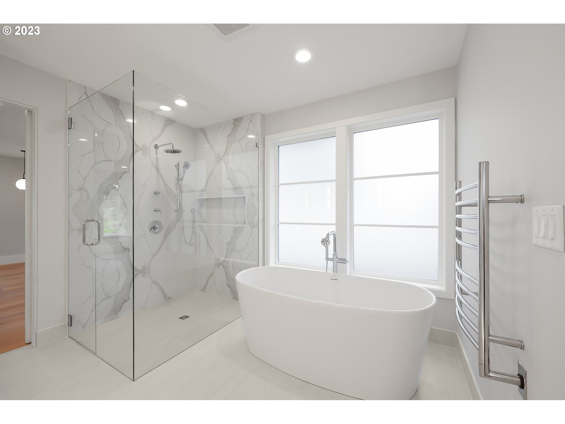 17173 Cedar Road Lake Oswego, OR 97034 - Photo 23 of 39 Gallery Image 23
