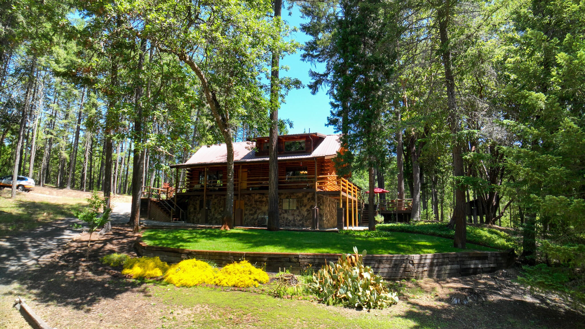 350 Newt Gulch Road Grants Pass, OR 97543 - Photo 2 of 66 2 - Copy