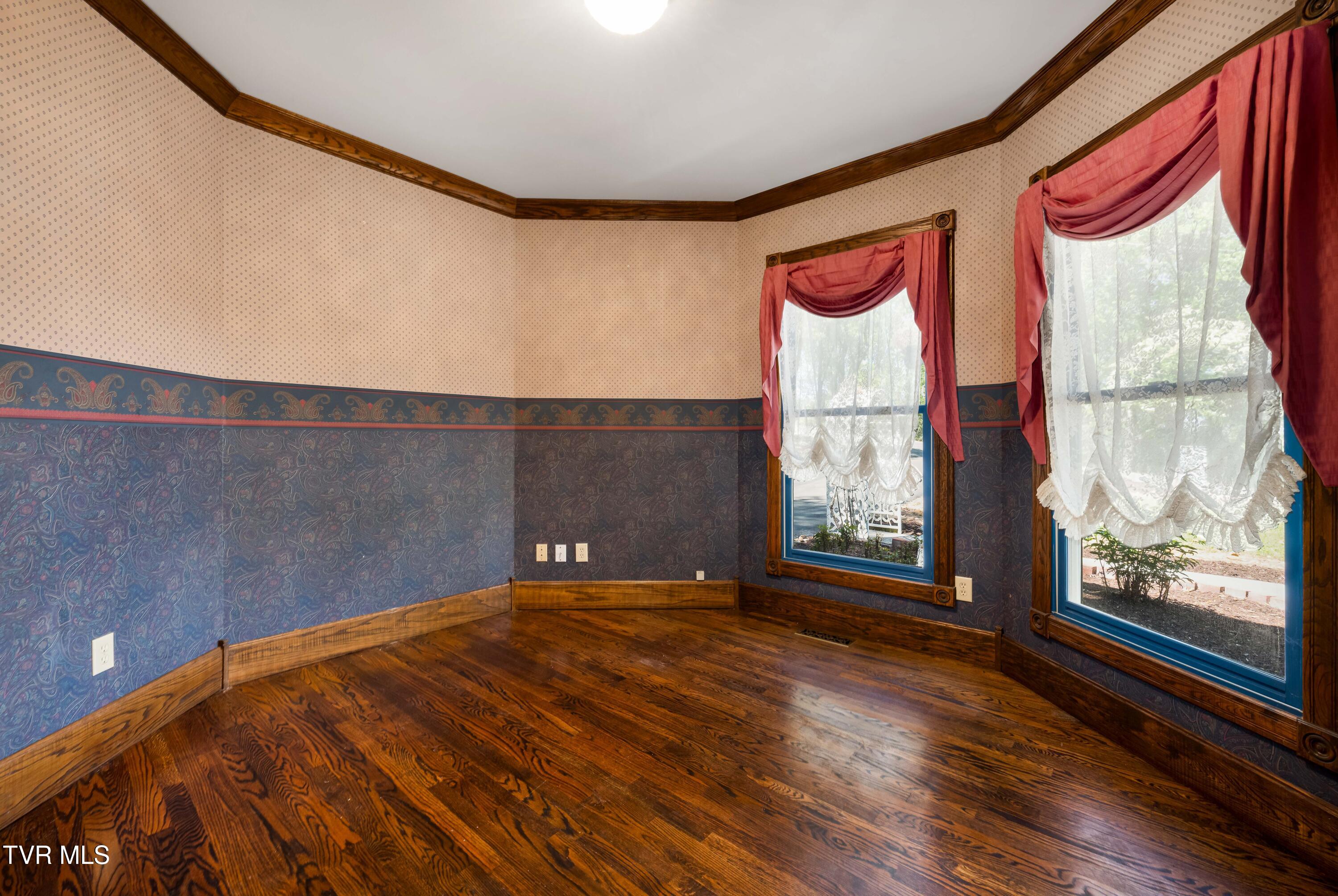 101 Knobb Hill Road Johnson City, TN 37601 - Photo 24 of 117 101 Knobb Hill Rd (82 of 118)