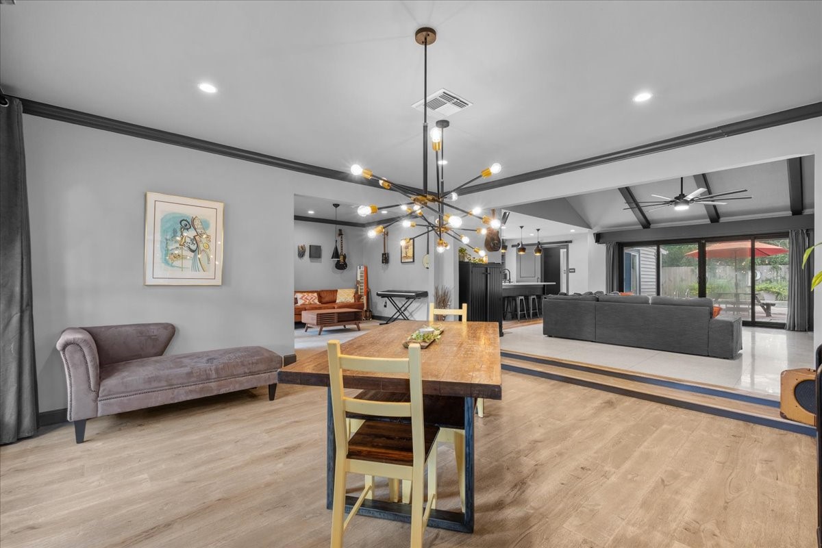 1630 Bowline Road Houston, TX 77062 - Photo 7 of 46