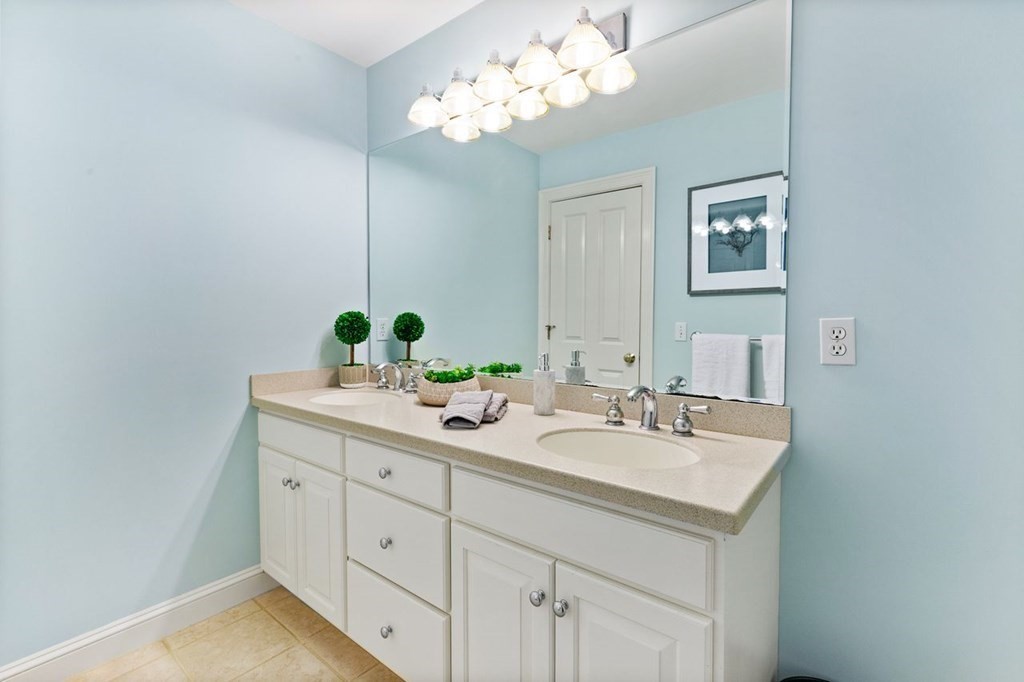 169 Claybrook Road Dover, MA 02030 - Photo 31 of 42