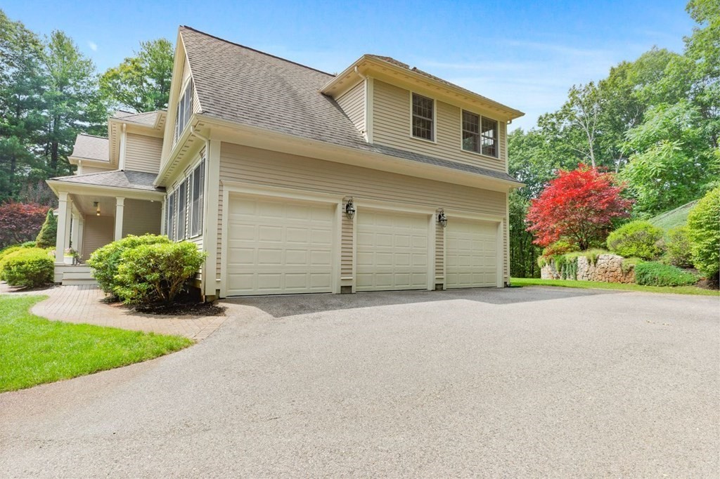 169 Claybrook Road Dover, MA 02030 - Photo 37 of 42