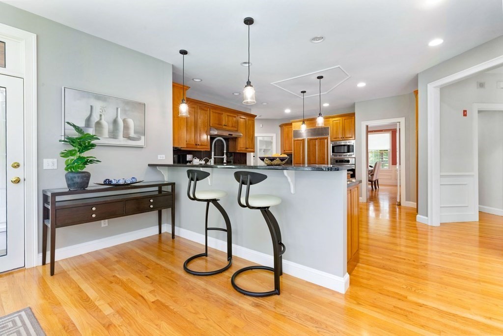 169 Claybrook Road Dover, MA 02030 - Photo 10 of 42