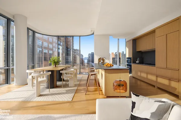 $3,995,000 | 565 Broome Street, Unit S10C | Hudson Square