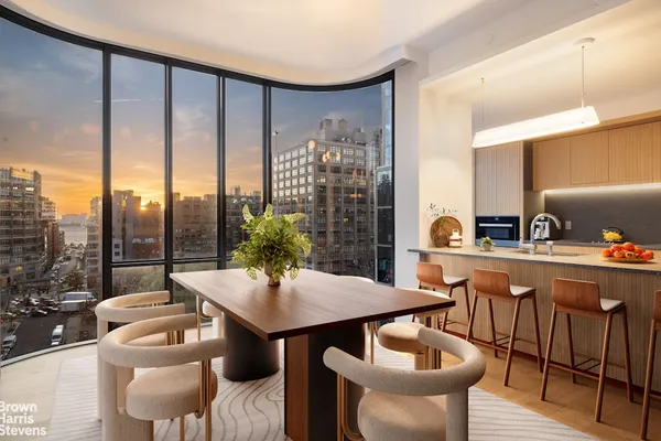 $3,995,000 | 565 Broome Street, Unit S10C | Hudson Square