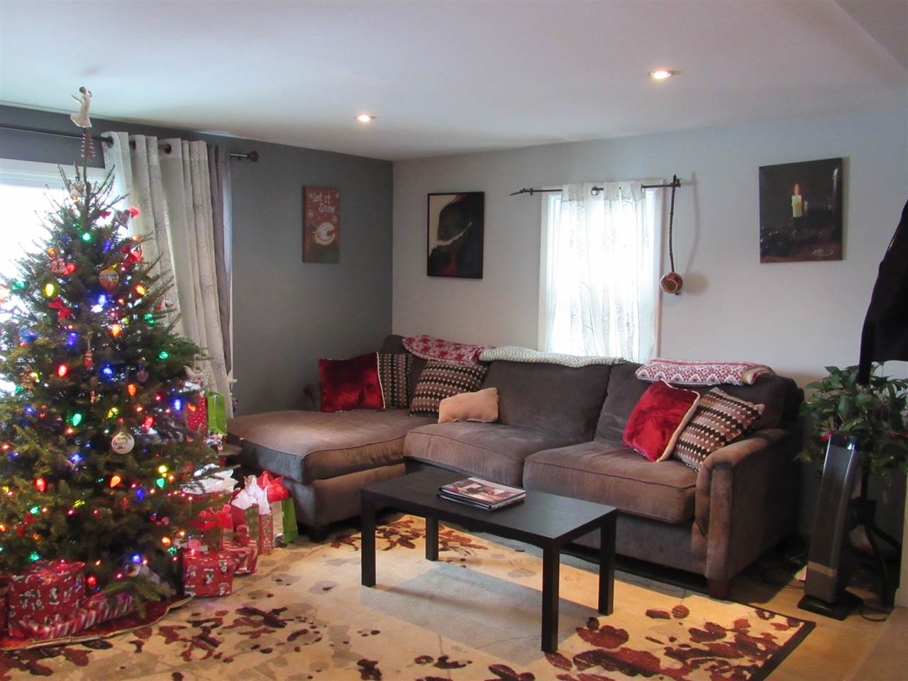 16 Hampshire Avenue Rochester, NH 03867 - Photo 9 of 35 Gallery Image 9