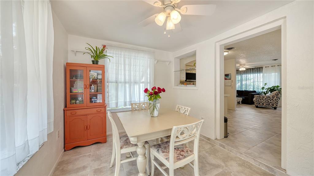 256 Eider Road Venice, FL 34293 - Photo 13 of 56