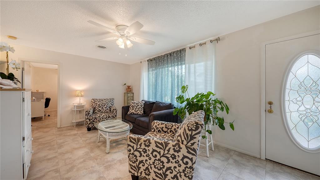 256 Eider Road Venice, FL 34293 - Photo 4 of 56