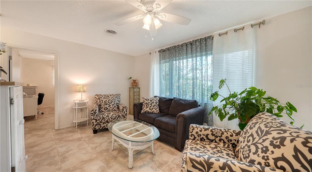 256 Eider Road Venice, FL 34293 - Photo 5 of 56