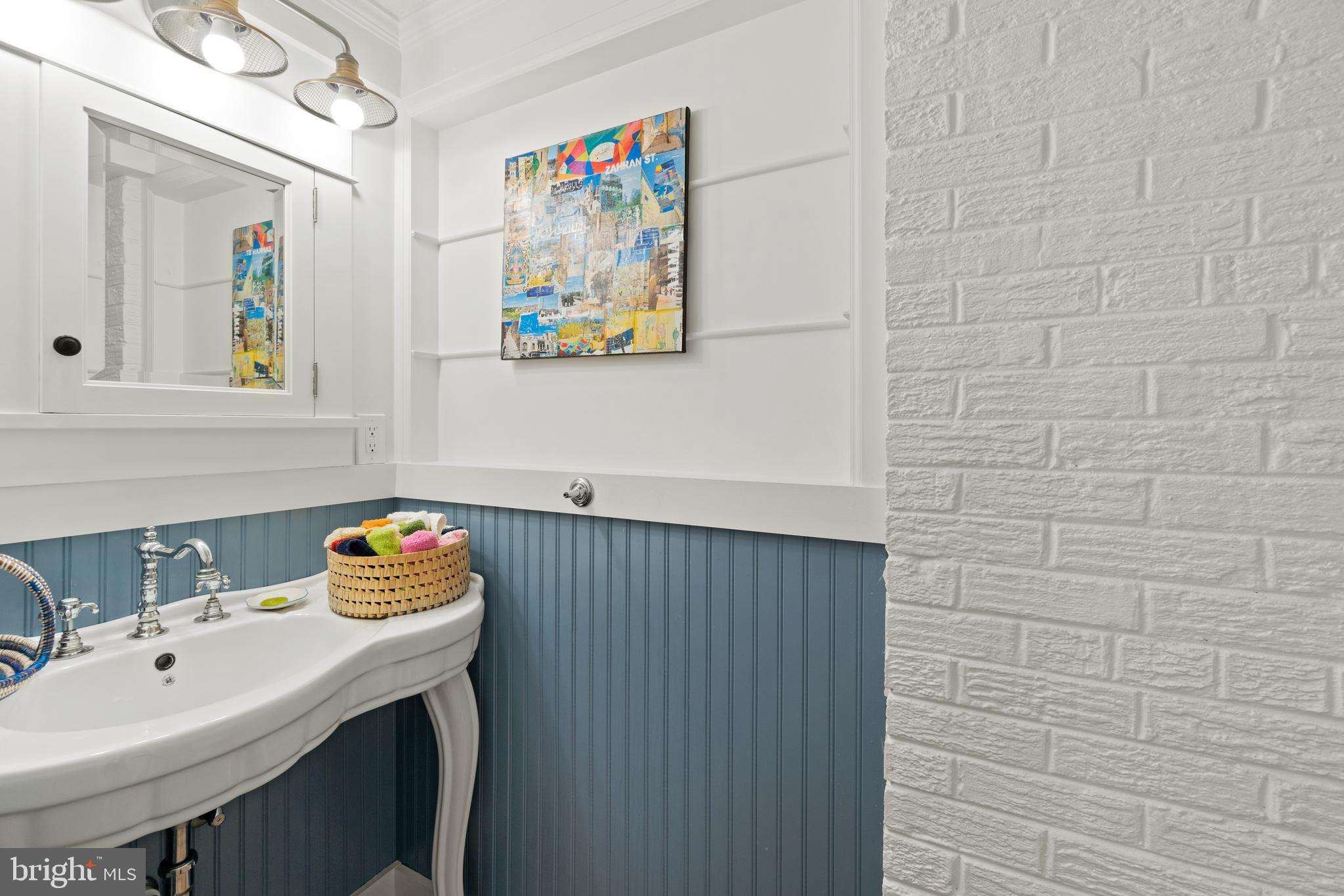 3205 Rittenhouse Street Northwest Washington, DC 20015 - Photo 12 of 40 Powder room