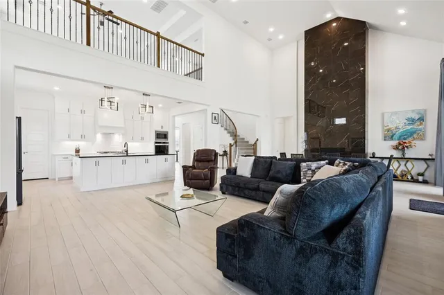 $1,470,000 | 6805 Lost Falls Drive, Flower Mound, TX 76226