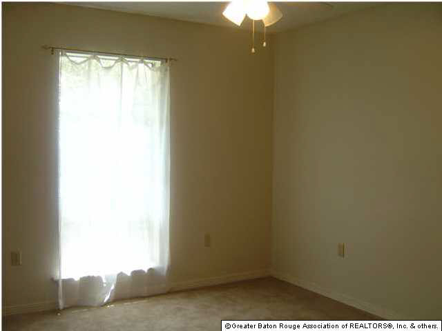 1690 Brightside Drive, Unit B Baton Rouge, LA 70820 - Photo 10 of 14 Gallery Image 10