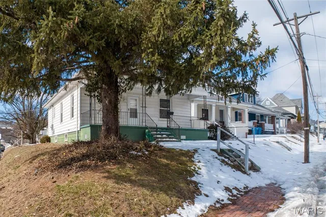 $75,000 | 1112 West 9th Street, Alton, IL 62002