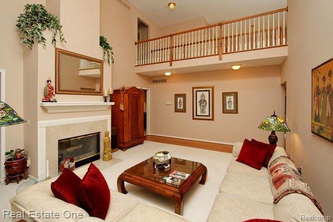1864 Archers Pointe Rochester, MI 48306 - Photo 23 of 52 Balcony Overlooking Great Rm