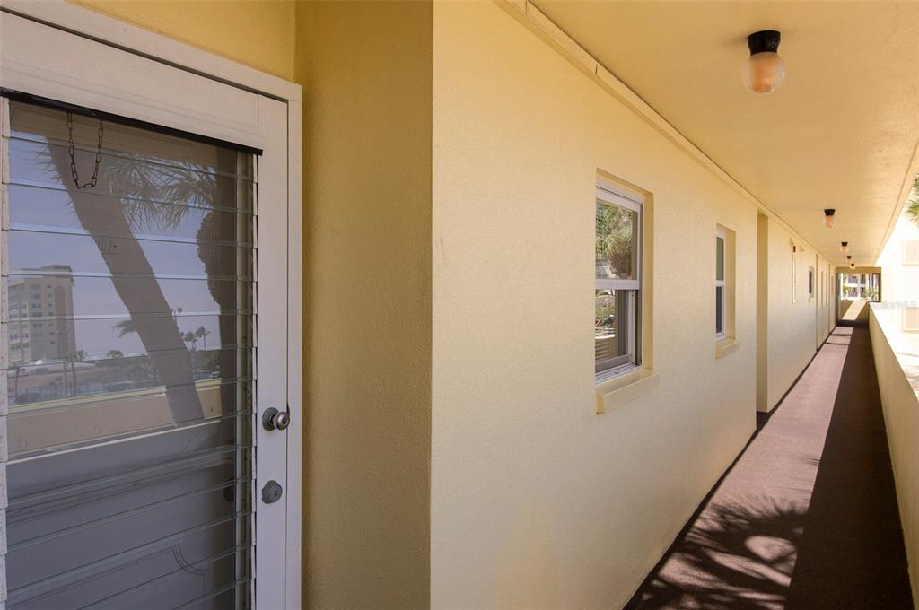 4725 Cove Circle, Unit 207 St. Petersburg, FL 33708 - Photo 20 of 46 a view of a balcony