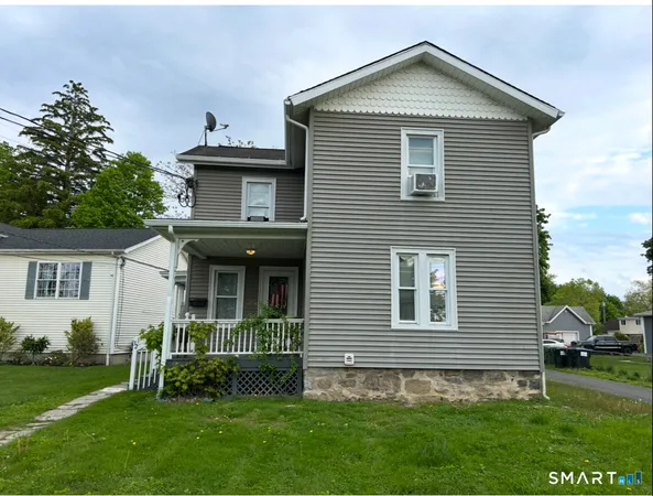 $1,850 | 32 Park Avenue, Danbury, CT 06810