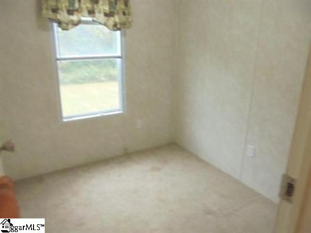 689 Springdale Road Cowpens, SC 29330 - Photo 15 of 23