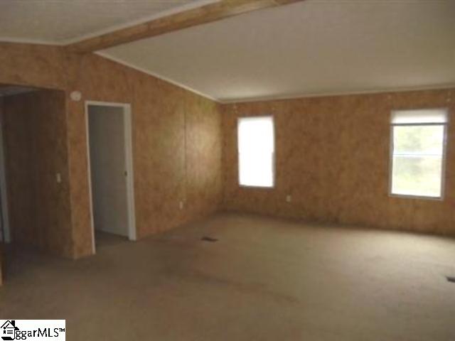 689 Springdale Road Cowpens, SC 29330 - Photo 3 of 23