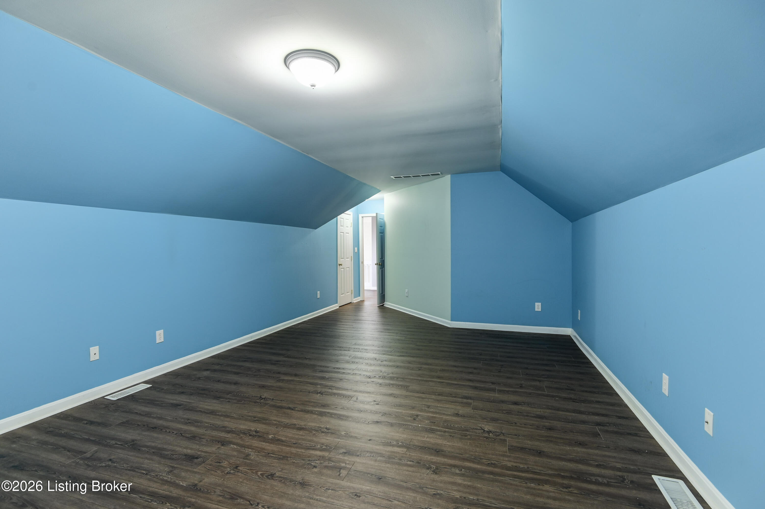 12706 Razor Branch Court Louisville, KY 40299 - Photo 42 of 77 52 20260123-4368