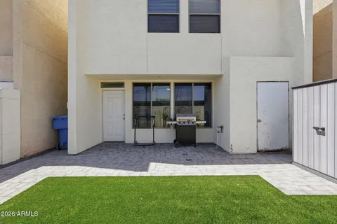 $400,000 | 2929 North 39th Street, Unit 6, Phoenix, AZ 85018