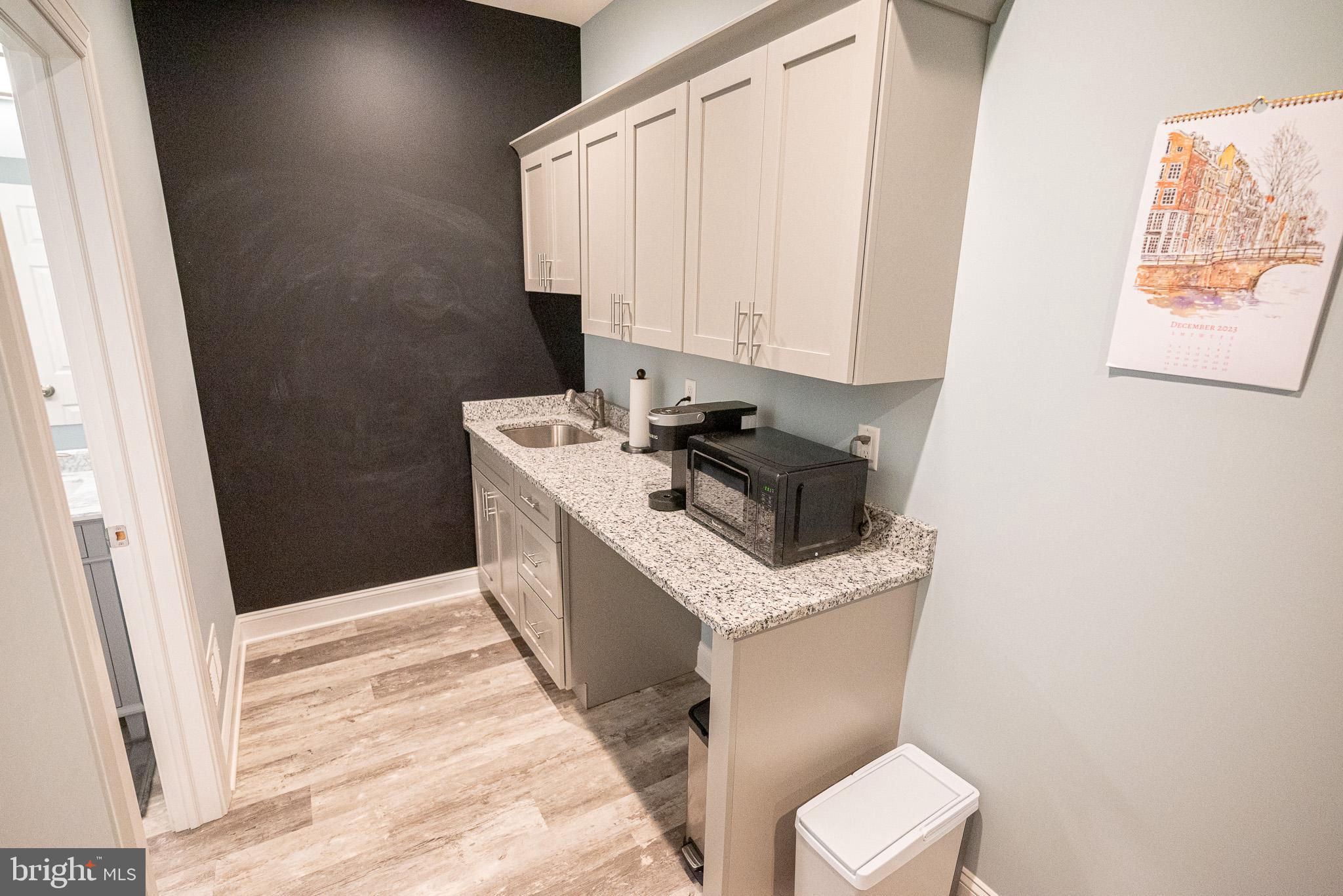 210 Spring Lane West Chester, PA 19382 - Photo 35 of 43 Kitchenette area