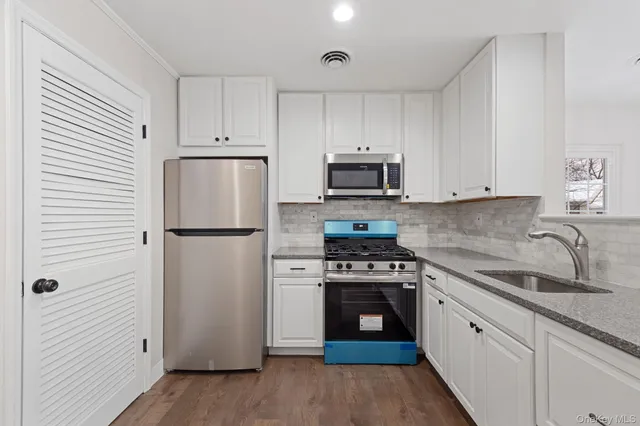 $349,900 | 1004 Cypress Court, Highland Mills, NY 10930