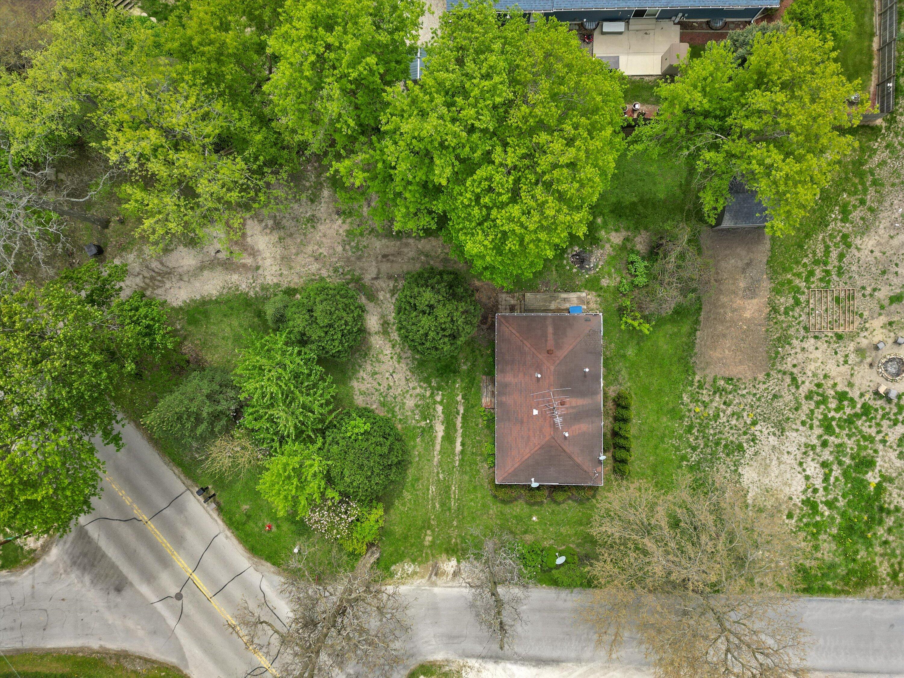N1137 Spruce Road Bloomfield, WI 53128 - Photo 6 of 15 Top View