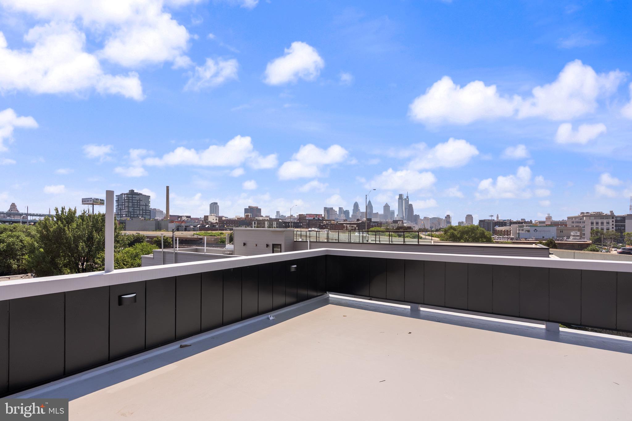 408-10 North Front Street, Unit 2 Philadelphia, PA 19123 - Photo 14 of 15 a view of a city