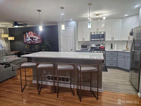 $550,000 | 12 Harbor Bay Circle, Old Bridge, NJ 08879
