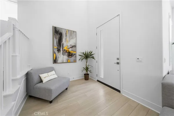 $1,088,000 | 27516 North Golden Currant Place, Valencia, CA 91381