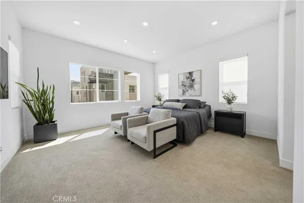 $1,088,000 | 27516 North Golden Currant Place, Valencia, CA 91381