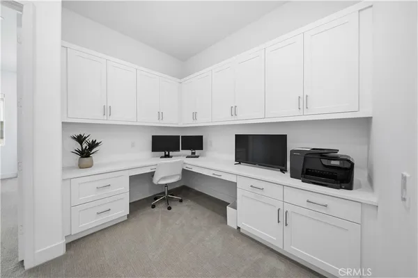 $1,088,000 | 27516 North Golden Currant Place, Valencia, CA 91381